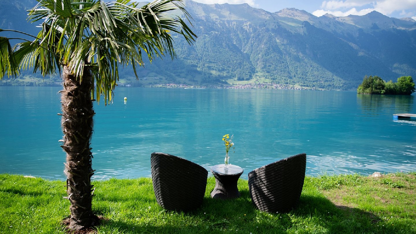 Strandbad & Camping Schoren (Iseltwald - Lake Brienz)